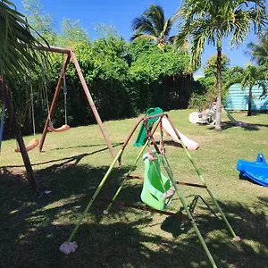 https://grand-bungalow-thomanon.comcaribbean.com